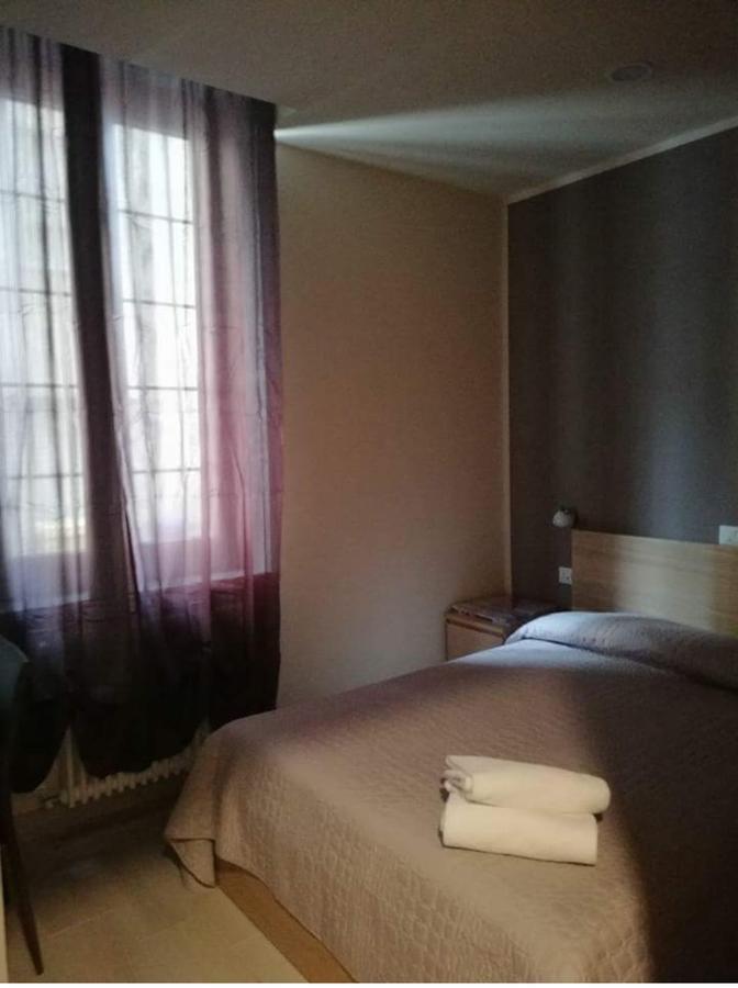 Albergo Torino Albenga Esterno foto